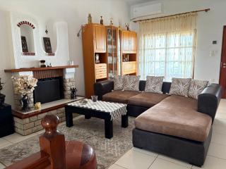 Avra Villa with Garden Vibes & BBQ Nights by GG - Alexandroúpolis - 5
