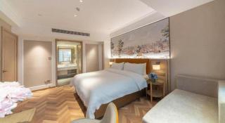 Vienna Hotel 5.0 Qingyuan City Plaza Lianjiang Road - Qingyuan - 1
