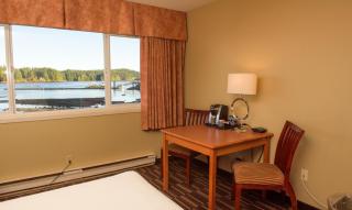 Glen Lyon Inn - Port Hardy - 9
