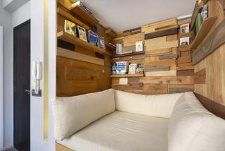 Super modern minimal flat nr metro & arch. Museum - Athen - 2