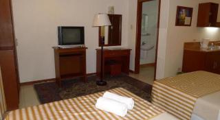 Hotel Cosmopolitan - 1