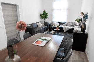 Unique Parking Access, Xl Home W Parking Option - Antwerpen - 1