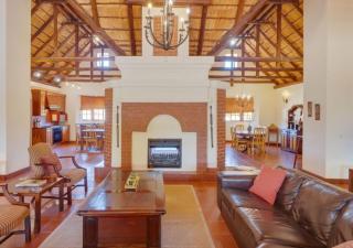 Zebula 1 Pela Lodge, 6 bedrooms - Warmbaths - 4