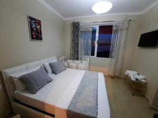 Solei Apartment Sea View Golem - 9