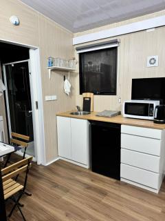 320 Farm Stay by Tiny Away - - 3