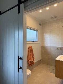 25 Young - 3 Bed, 1 Bath - 8