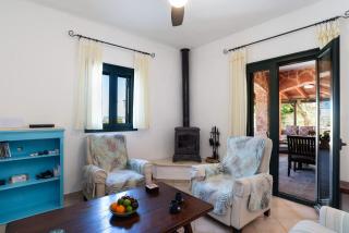 Villa Calista In Aspro -BY APOKORONAS VILLAS - 3