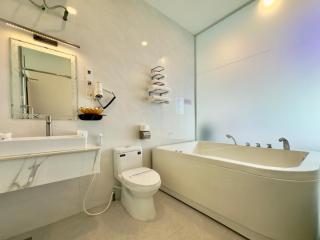 Khách Sạn Dìn Ký Cầu Ngang Bình Dương - Thuan An - 5