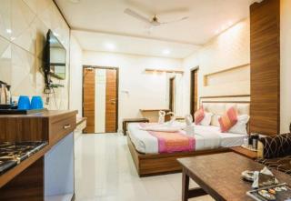 Hotel Manas Continental AC OR NON AC BOTH ROOM With Restaurant - Gorakhpur - 4