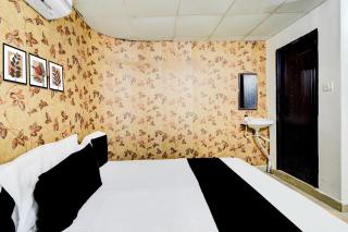 SPOT ON Nakshatra Lodge - Hyderabad - 1