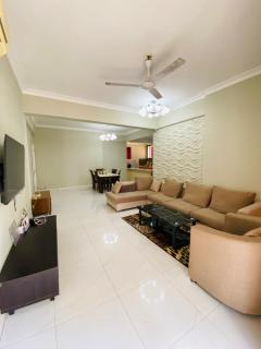 Comfort & Luxury Apartment - Dar es Salaam - 0