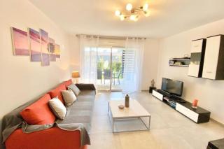 Beautiful apartment for 5 with swimming pool - 9