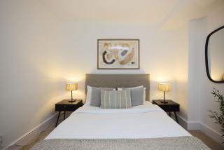 The Carlton Nook - 2BR Apartment with Patio - Londra - 7