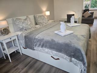 Beautifully renovated apartment with all the comforts - Augsburg - 6