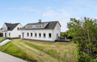 6 Bedroom Amazing Home In Glesborg - Glesborg - 9