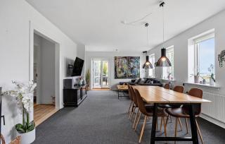 6 Bedroom Amazing Home In Glesborg - Glesborg - 7