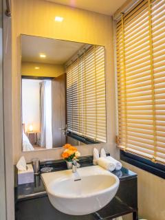Spacious 3 bedroom townhouse in Laguna - - 1