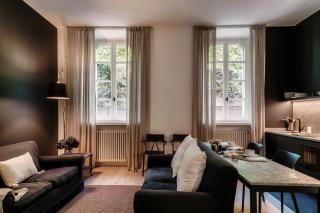 Shadows of Love - by MyHomeInComo - 6