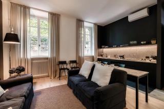 Shadows of Love - by MyHomeInComo - 5