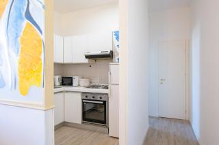 Cozy and Bright Flat - Top Floor with Elevator - Florenz - 3