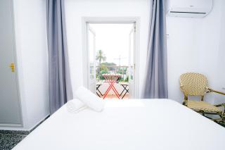 Hostal Flamingo by Nest - Cala Llenya - 8