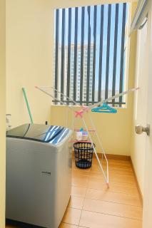 4PAX Studio, Netflix, Free WIFI, Riverine Diamond - Kuching - 5