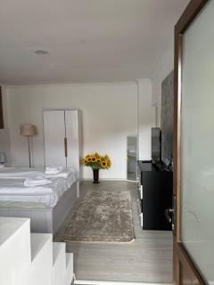 AME Home - 0