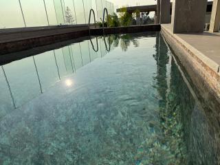 Huge heating PENTHOUSE with POOL - 0