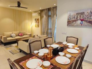Luxury 4BHK in Greater Noida - 5 Min to India Expo - Greater Noida - 8