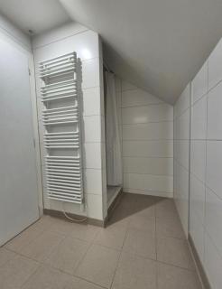 Budget Hôtel Weber - Strasbourg Centre Gare - Strasbourg - 3