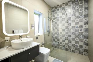 Spacious & Central 3BD Apartment with Front Balcony - Close to Sliema, St Julians, Valletta - Pembroke - 5