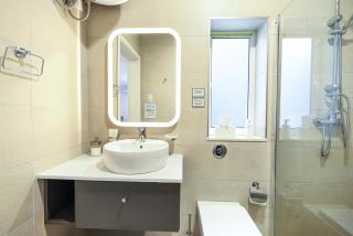 Spacious & Central 3BD Apartment with Front Balcony - Close to Sliema, St Julians, Valletta - Pembroke - 4
