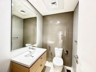 Bright & Airy 2BR Full Park View - 1