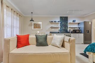 Chic Open Living Luxury Studio - Vosburg - 5