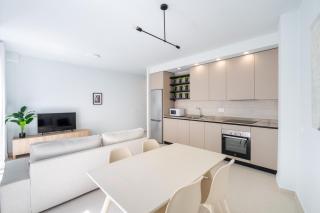 Moott Homes Suites Arco de Braulio 1B - 8