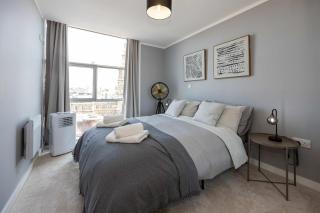 Stunning Skyline Liverpool Apartment with Parking - Liverpool - 7