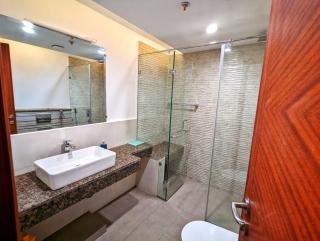 Goldcrest Mall and Residency - Executive Apartments - 6