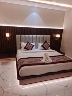 Hotel Sunshine Grand - Gorakhpur - 1