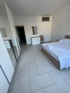Seaside Henri apartment - Durrës - 5