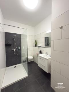 Komfort Ferienwohnungen mit Wellness-Garten - Gästehaus am Bachlauf - Losheim am See - Losheim - 2