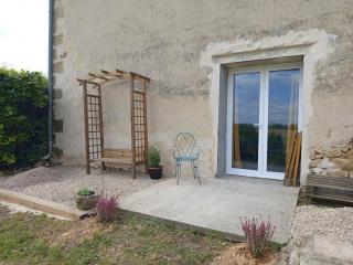 Studio paisible avec vue sur les coteaux - 4