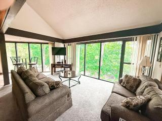Treehouse Treetop Vllage57-3bed3bapools-8pp - Four Seasons - 4
