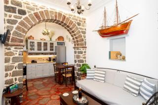 Eleni's House - Hydra - 0