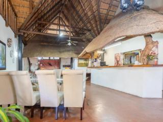 Comfort Zone Guesthouse - - 4