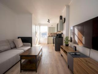 Pass the Keys Stylish Croydon apartment - Central London links - 3