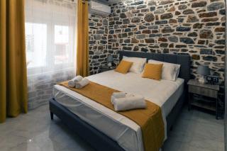 The Coastal Rock House - Volos - 8