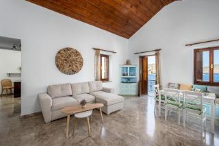 Petalo House - Sými - 5