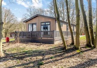 Woolverstone Marina and Lodge Park - Ipswich - 4