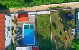 Villa Elena - Makarska by Villas Guide - Kamenmost - 5