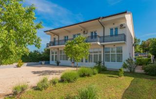 Villa Elena - Makarska by Villas Guide - Kamenmost - 3